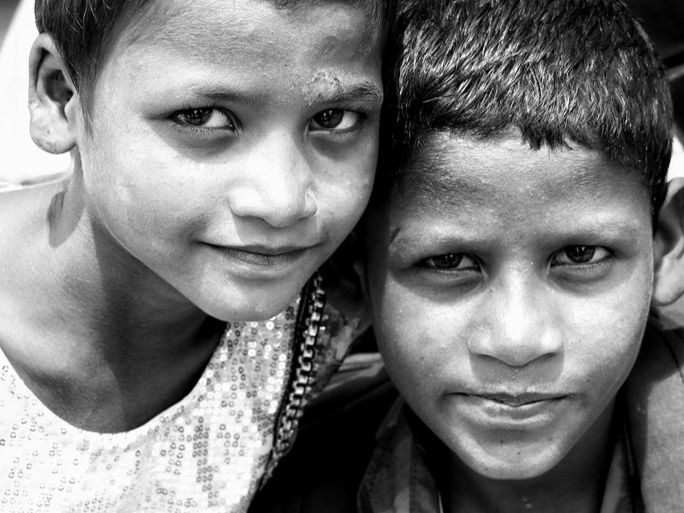 La kinésiologie pour apaiser les relations avec l'extérieur et avec soi-même chez les enfants et les adolescents thierry coppeaux, kinesiologue à La Ciotat accompagne les enfants et les adolescents dans le règlement de leurs difficultés relationnelles et comportementales