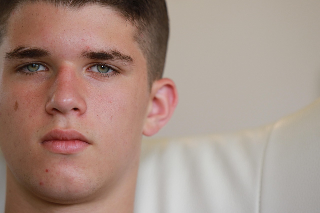 Thierry Coppeaux, kinésiologue, accompagne enfants et adolescents pour faciliter l'apprentissage, le bien-être et l'équilibre émotionnel